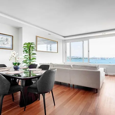 Signature Luxury At Galataport / Emre 11 *